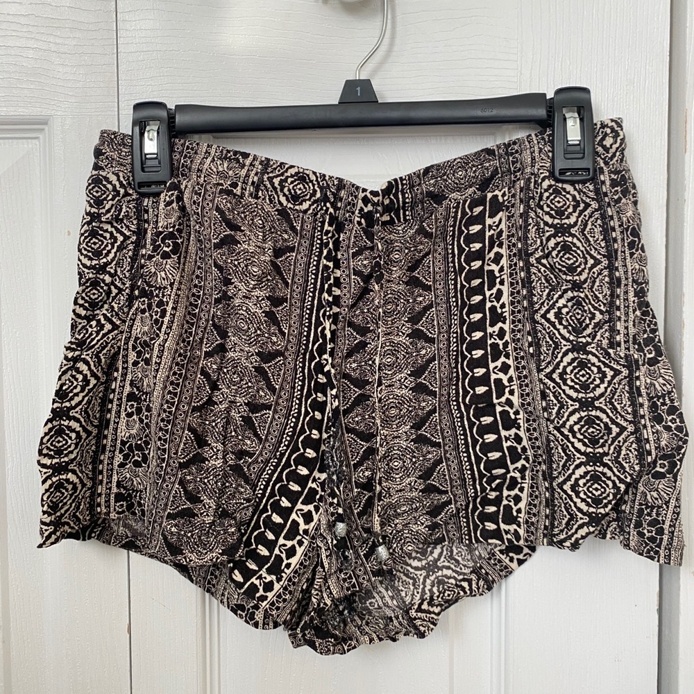 American Eagle Loose Fit Shorts